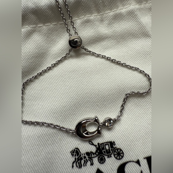 NEW‼️ COACH SIGNATURE “C” CRYSTAL SILVER SLIDER BRACELET - Picture 7 of 13